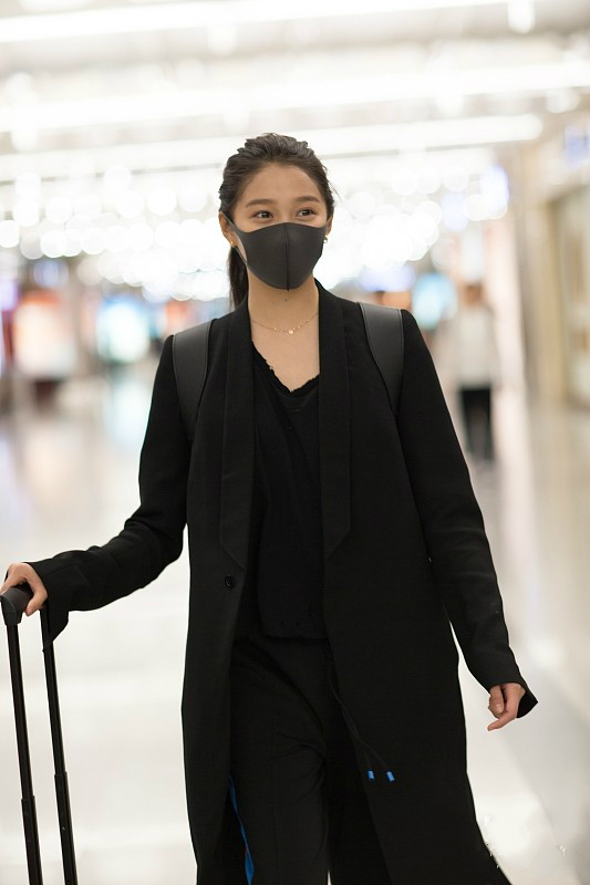 跟着明星学穿搭简约大方又时尚,跟着明星学穿搭图集