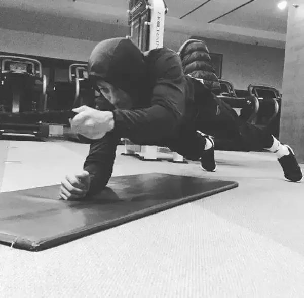 他是女人都想要的张志明，可是我更想要他的……