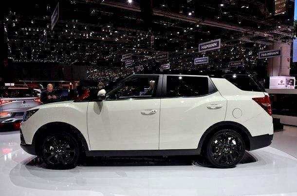 最新款双龙途凌,双龙途凌全景