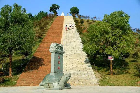 客家文化体验馆,客家五龙风情园