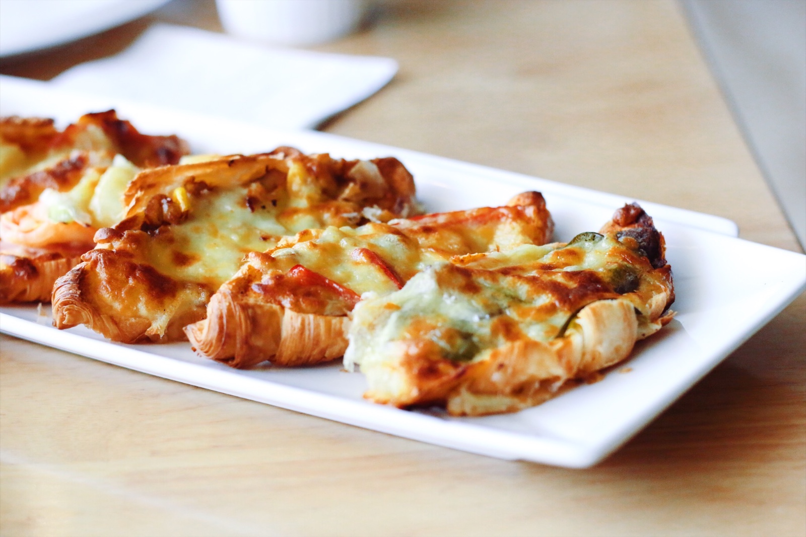 BLUFISH｜他在天津造了这座蓝色的饕餮城堡，只为把青梅竹马的她从巴黎追回来