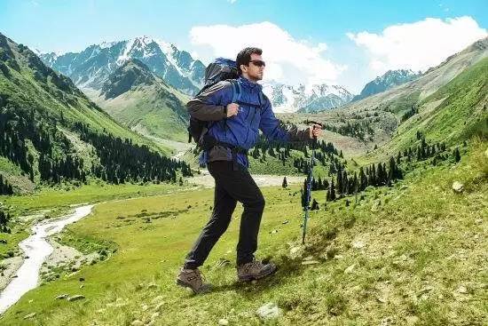 衢州剁手*党**们的购物狂欢节来了！低至1折！更多惊喜等你来发现！