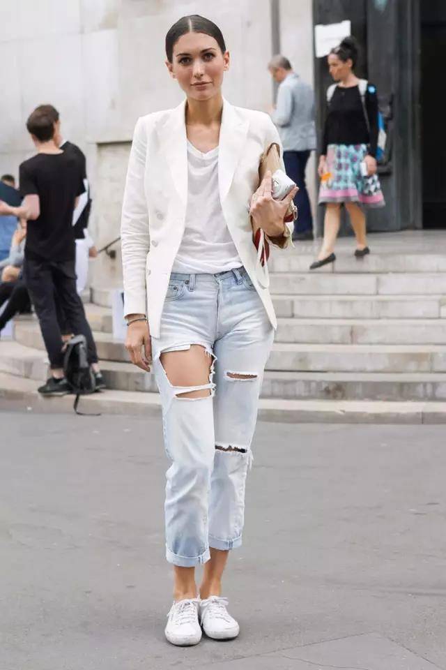 西装+T恤=时髦帅气又有女人味