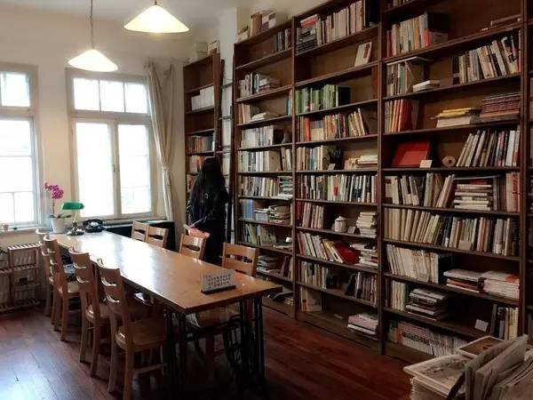 假期闲谈01|青岛的意义与读《波兰来客》及其他