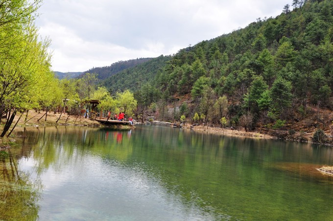 玉龙雪山纳西人心中的神山,玉龙雪山是当地纳西族的神山