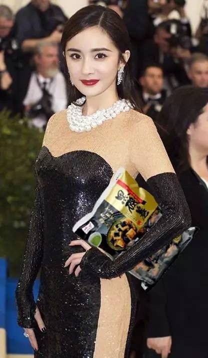 上周机场平分秋色｜求求带货的女大王让群众们眼前一亮吧！