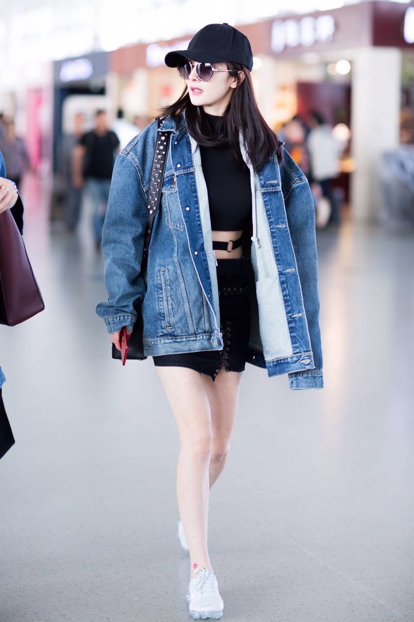 上周机场平分秋色｜求求带货的女大王让群众们眼前一亮吧！