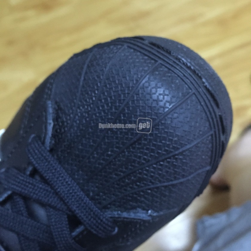 阿迪达斯三叶草黑色贝壳头厚底,阿迪达斯三叶草贝壳头黑标