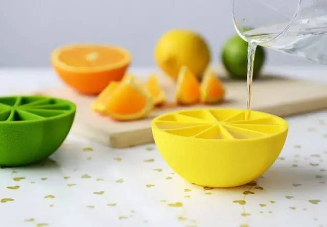 周末,宅在家里不如开始做冰棒吧!想吃什么口味自己选,这个夏天才不算浪费!