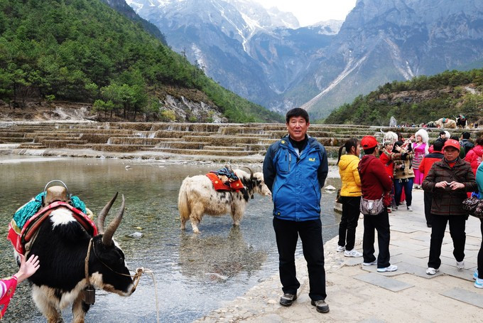 玉龙雪山纳西人心中的神山,玉龙雪山是当地纳西族的神山