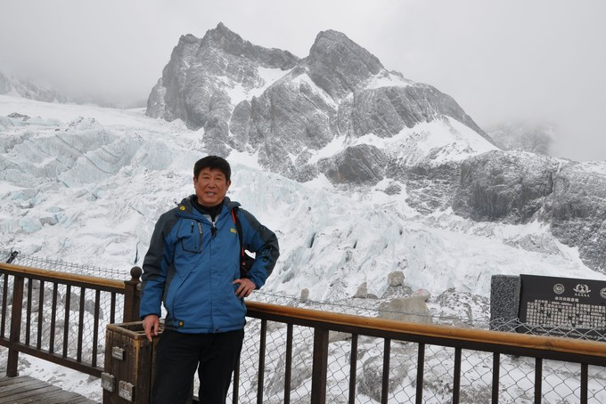 玉龙雪山纳西人心中的神山,玉龙雪山是当地纳西族的神山