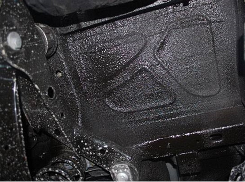 用车|底盘装甲就是汽车的护肤品?(上)|Y车评