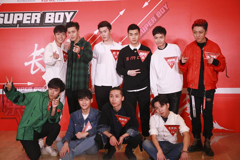 2017歌手巅峰会迪玛希,迪玛希湖南卫视边跳边唱燃爆全场