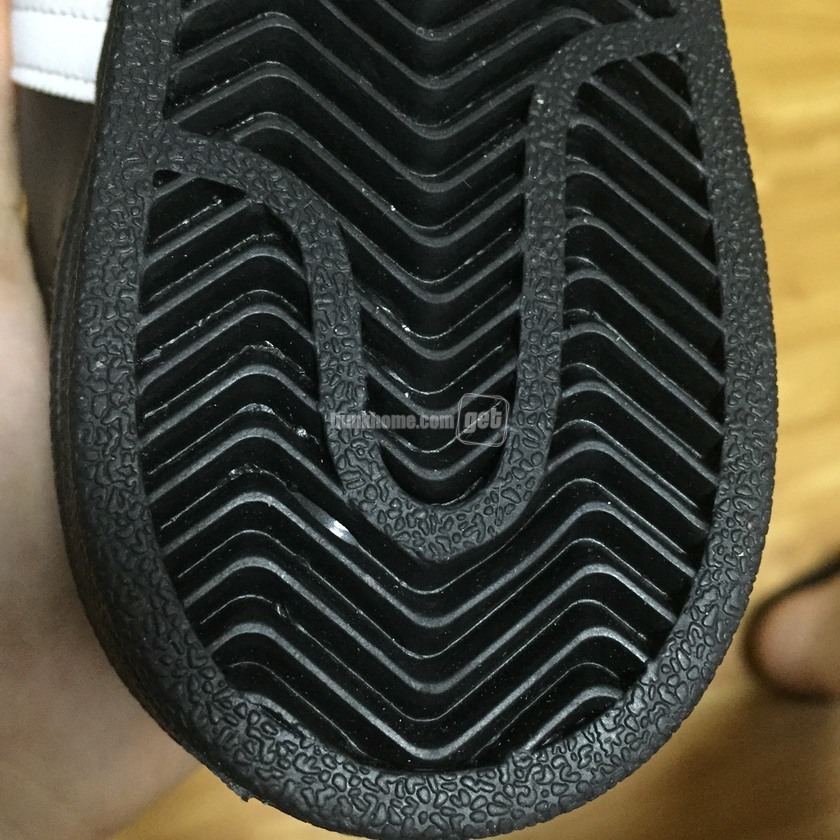 阿迪达斯三叶草黑色贝壳头厚底,阿迪达斯三叶草贝壳头黑标