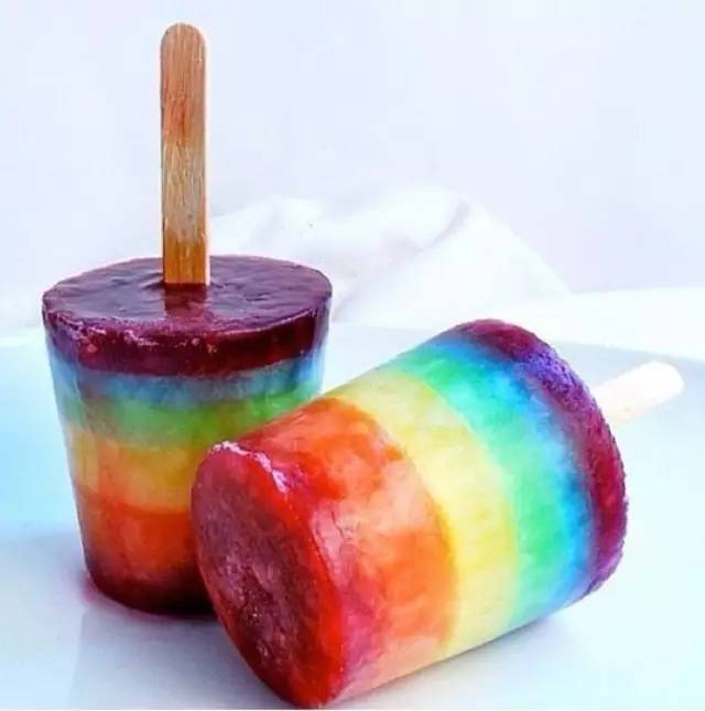 周末,宅在家里不如开始做冰棒吧!想吃什么口味自己选,这个夏天才不算浪费!