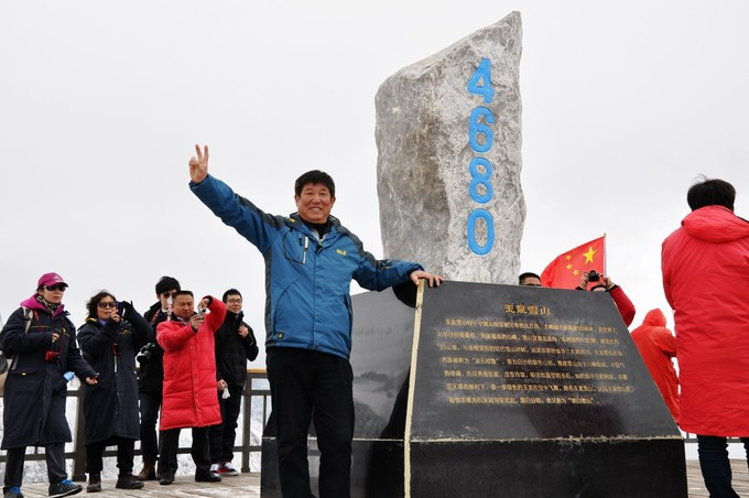 玉龙雪山纳西人心中的神山,玉龙雪山是当地纳西族的神山