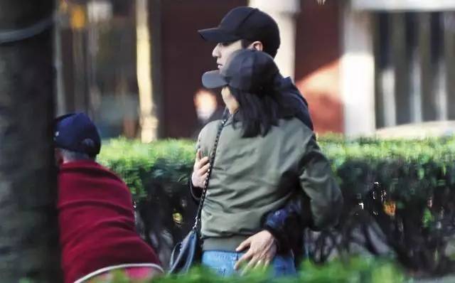 高圆圆赵又廷婚礼吻戏,高圆圆赵又廷参加黄晓明婚礼