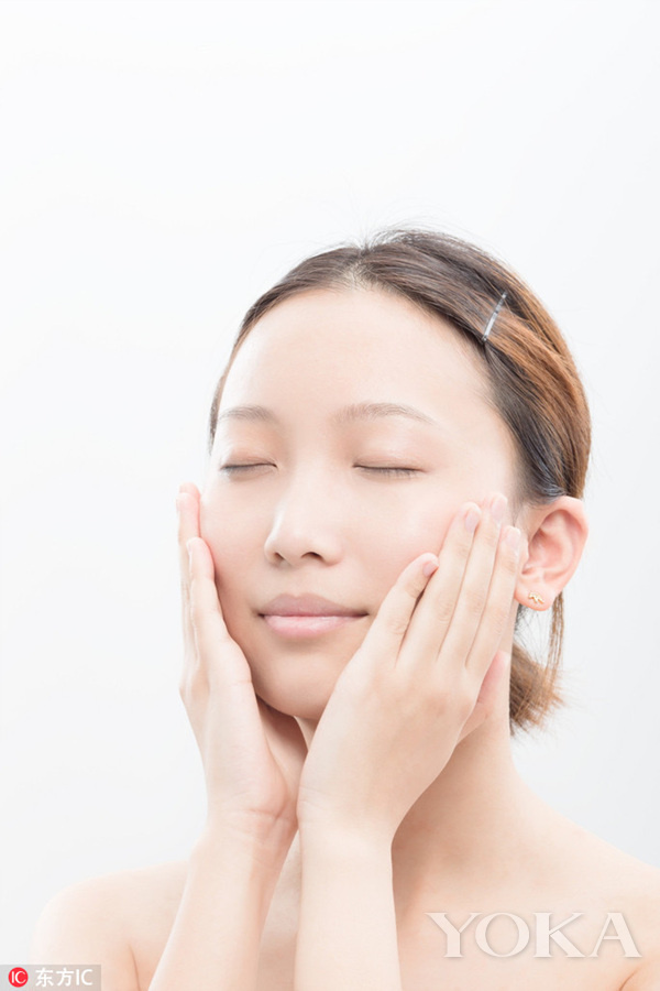 夏季三步搞定脱妆问题,夏天防脱妆的六大技巧