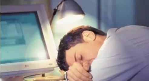 一觉醒来就成面瘫,一觉醒来变成面瘫男孩