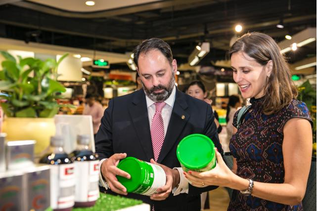 维多利亚贸易部长PhilipDalidakis助力Swisse中国一般贸易