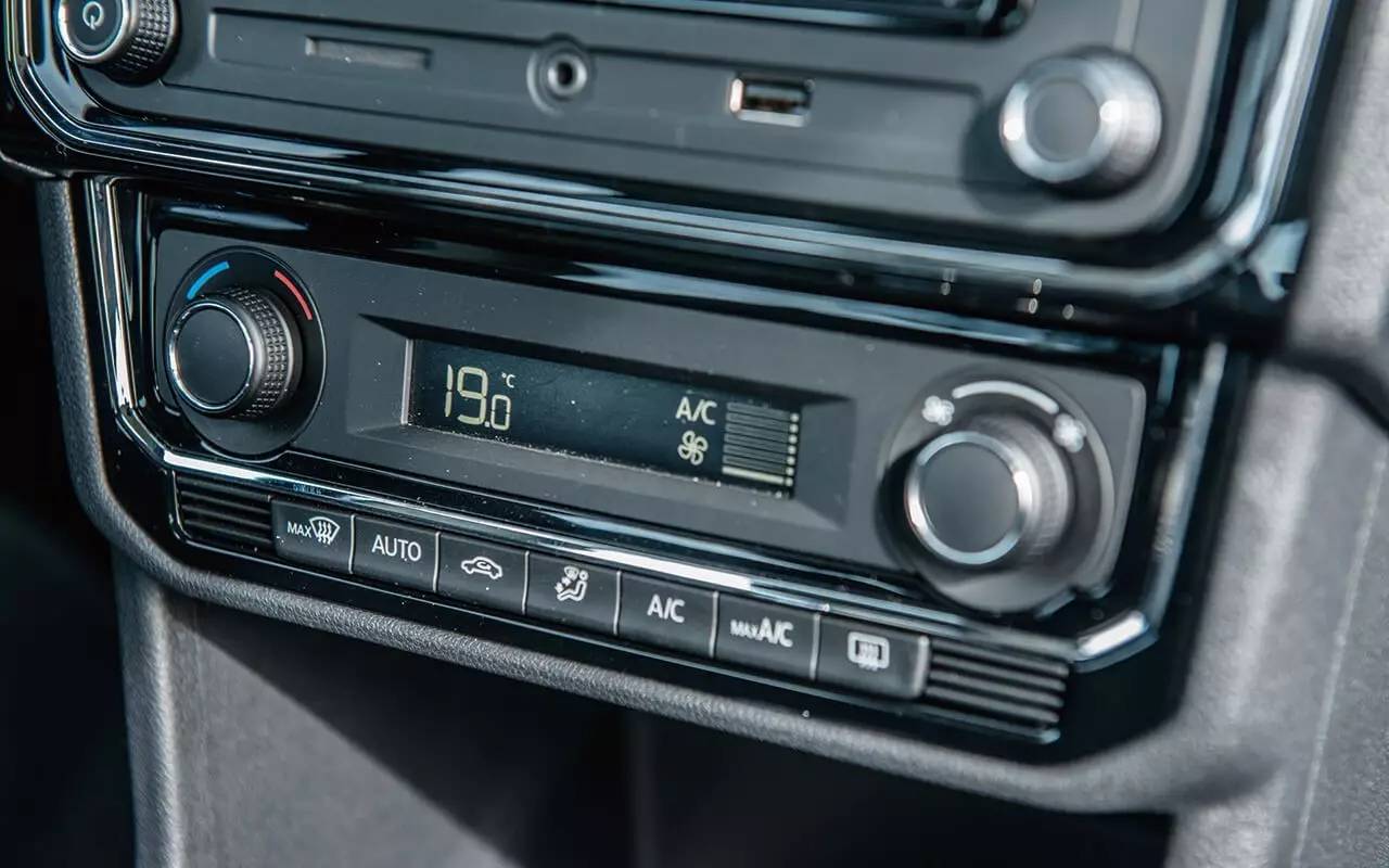 试驾一汽大众新款捷达,大众捷达二手车试车