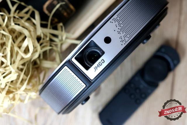 坚果c6智能投影价格,坚果c6投影仪是多大功率的