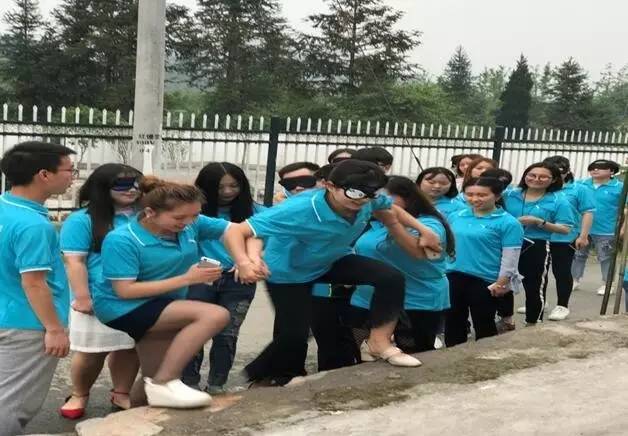 非公|轩通支部户外拓展很热闹