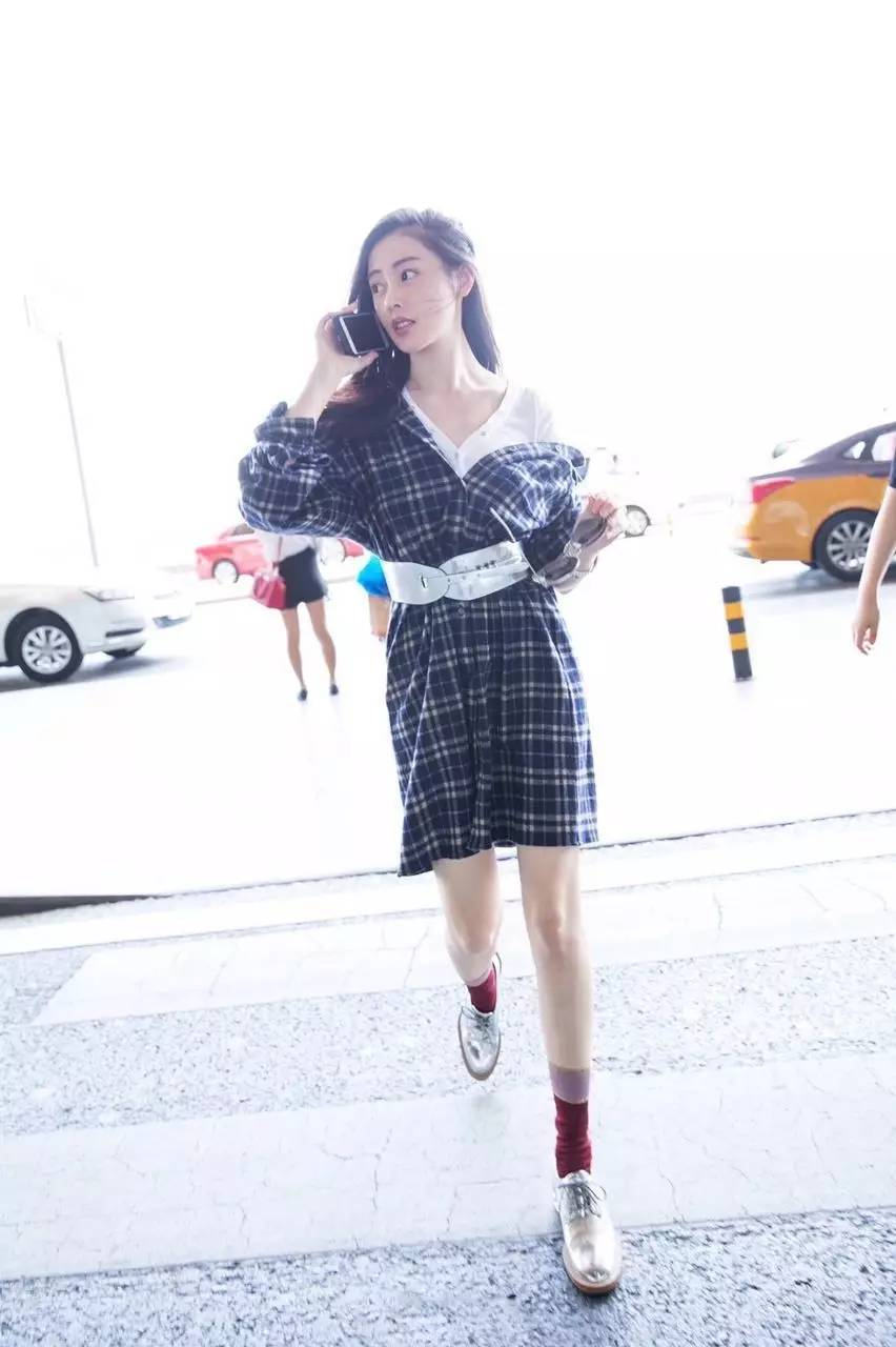 上周机场平分秋色｜求求带货的女大王让群众们眼前一亮吧！