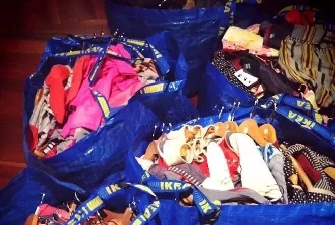 0.99PK2145美元！你最熟悉的宜家大蓝包出了巴黎世家同款