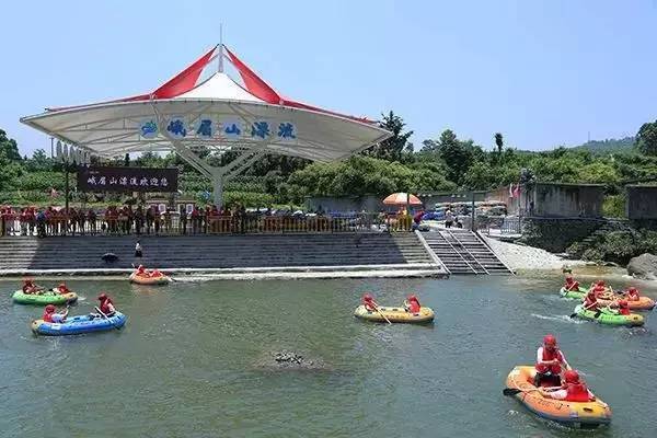 夏季避暑清凉玩水好玩的地方,中国避暑胜地十大漂流好去处