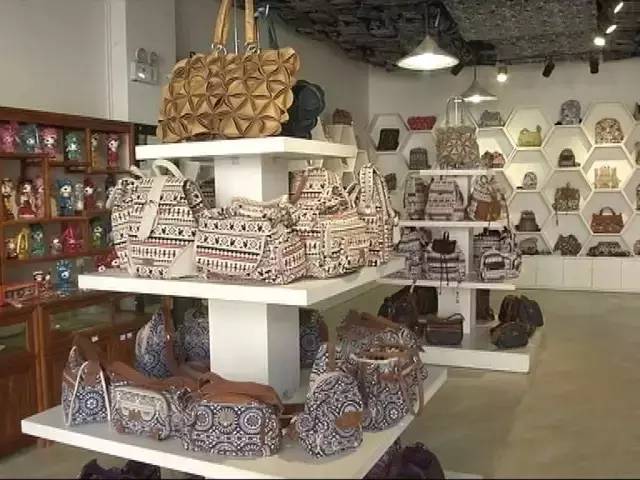 昆明综合保税区政策,昆明综合保税区能买东西吗