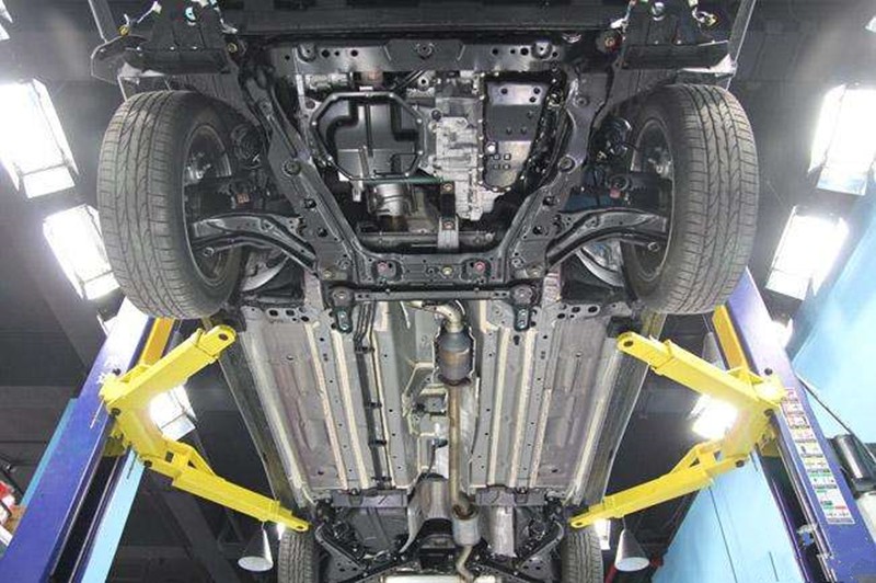 用车|底盘装甲就是汽车的护肤品?(上)|Y车评