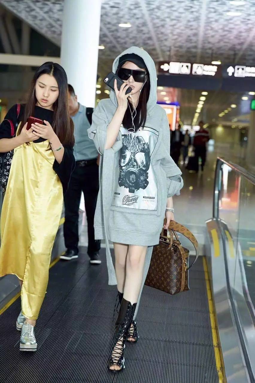 上周机场平分秋色｜求求带货的女大王让群众们眼前一亮吧！