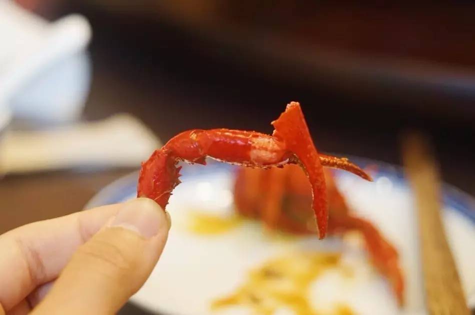 6张桌子，2个包厢，城南这家连导航都搜不到的私房小馆子，却藏着《食神》级别的蛋炒饭……