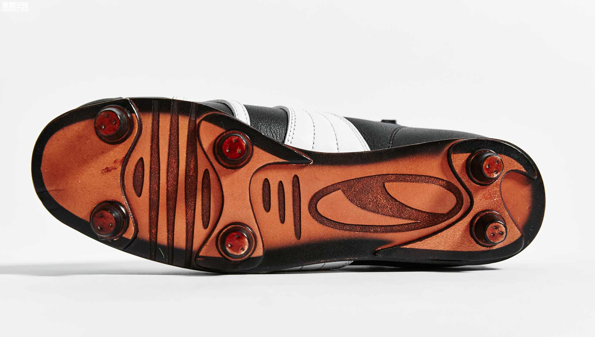 puma发布全新ultra13足球鞋,puma足球鞋future顶级和次顶