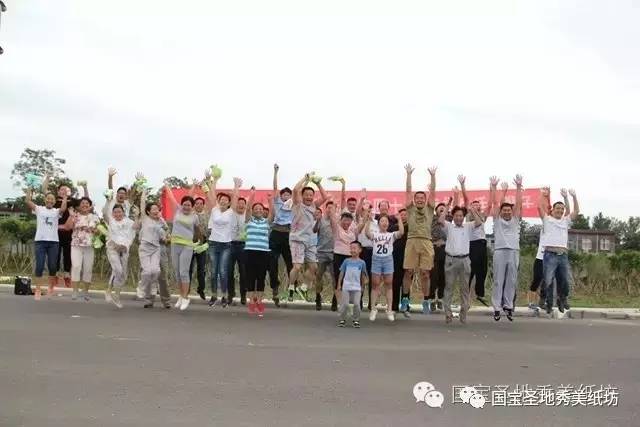 运动风青春活力四射,青春活力满满的运动气息扑面而来