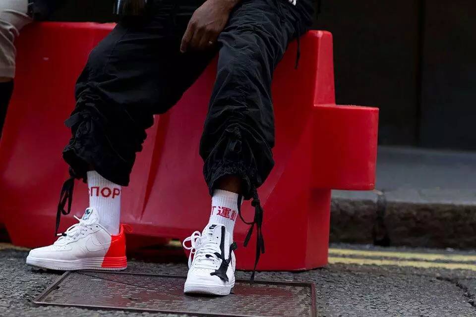 大学中肯定有这7潮人!土豪级的、省吃俭用的、还有买假货?