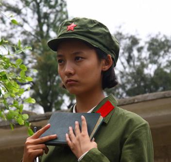 女兵和猪娃的故事,女兵故事文章