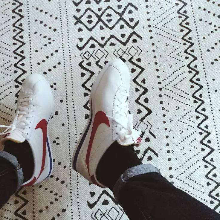 盘点2022年大牌畅销运动鞋,23年最值得买的运动鞋