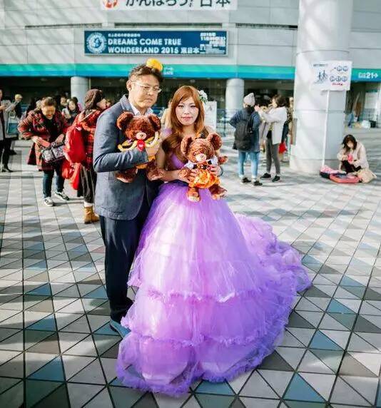 摄影师揭穿8000婚纱照,情侣拍婚纱照摄影师惊呆了