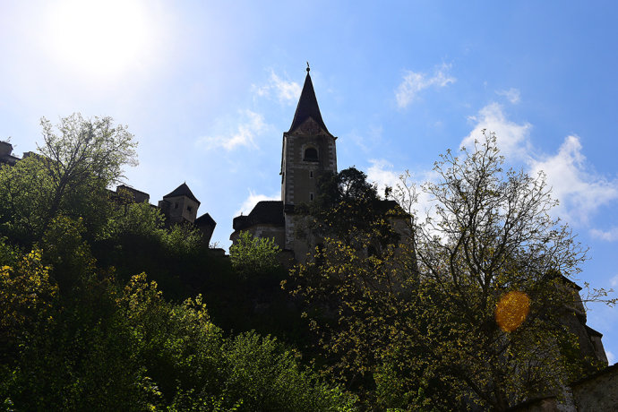 慢行克恩顿，浪回中世纪