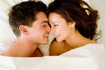 裸睡有助于睡眠质量吗,男人裸睡有哪些好处