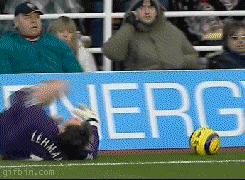 足球搞笑图片2017,足球搞笑乌龙球gif