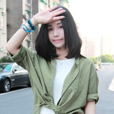 圆脸中分短发怎样卷好看,适合圆脸女生的中分短发发型