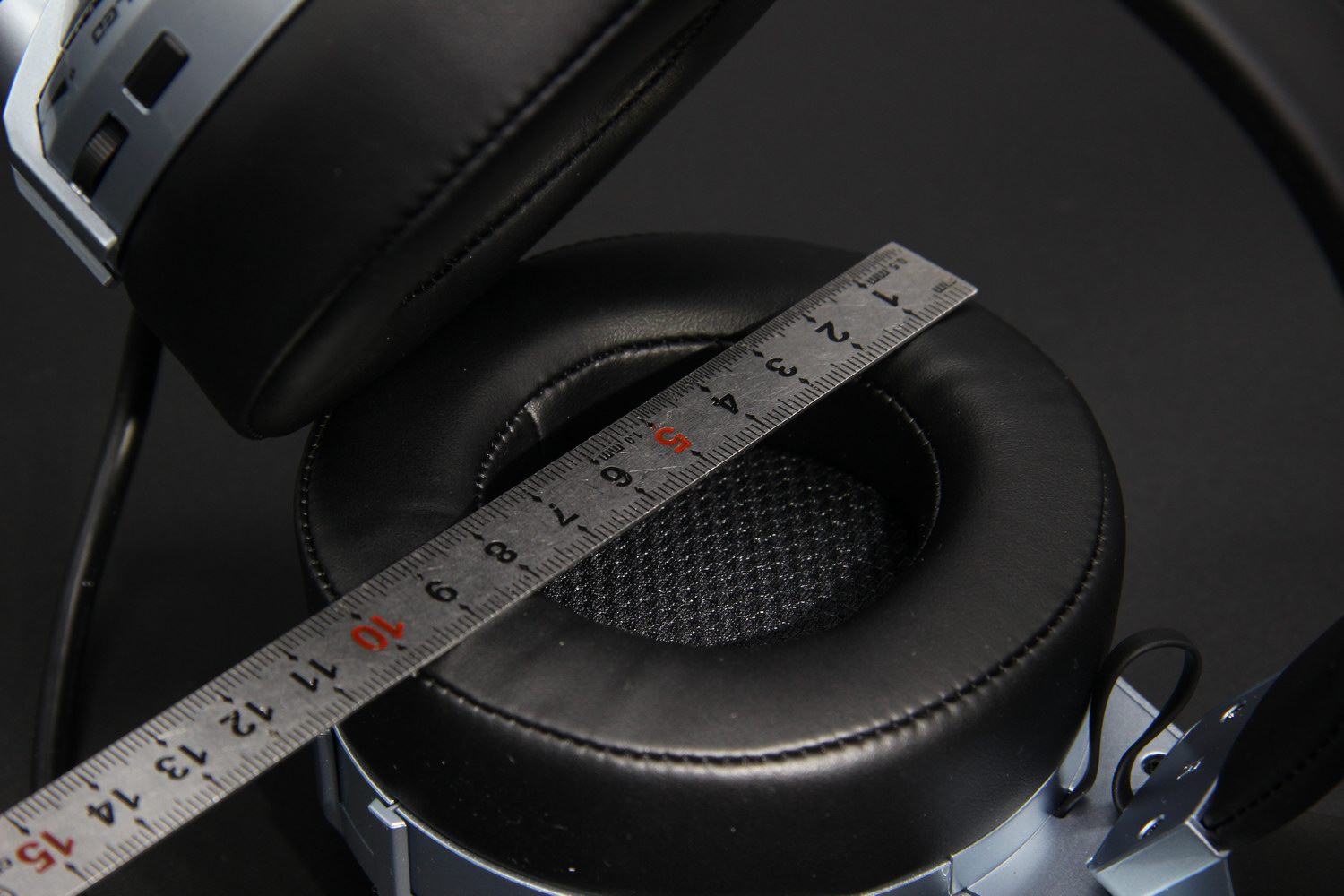 硕美科g941游戏耳机,硕美科入耳游戏耳机推荐