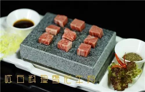 这个空降厨师，为何工资高过港厨？