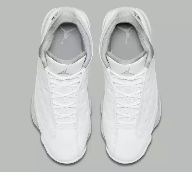 aj13鍜宎j11姣旇緝,aj11涓巃j13娴嬭瘎