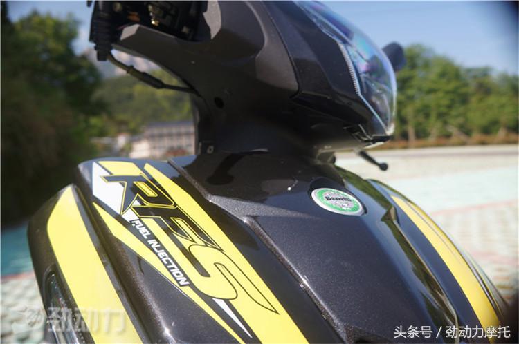 贝纳利弯梁rfs150i可以装尾箱吗,贝纳利弯梁rfs150i测评