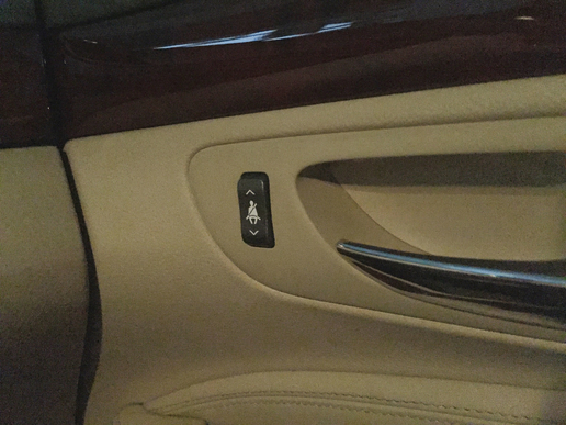 雷克萨斯ls460大佬级座驾,雷克萨斯ls460音响是不是最顶配