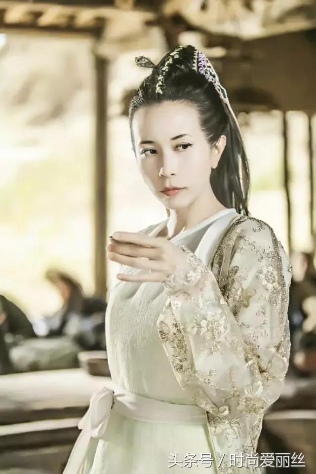 他把妹妹莫文蔚的声音做成戒指送她，定制“会说话”的告白礼物！